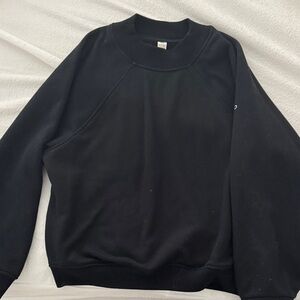 ALO Yoga Black Crewneck Sweater